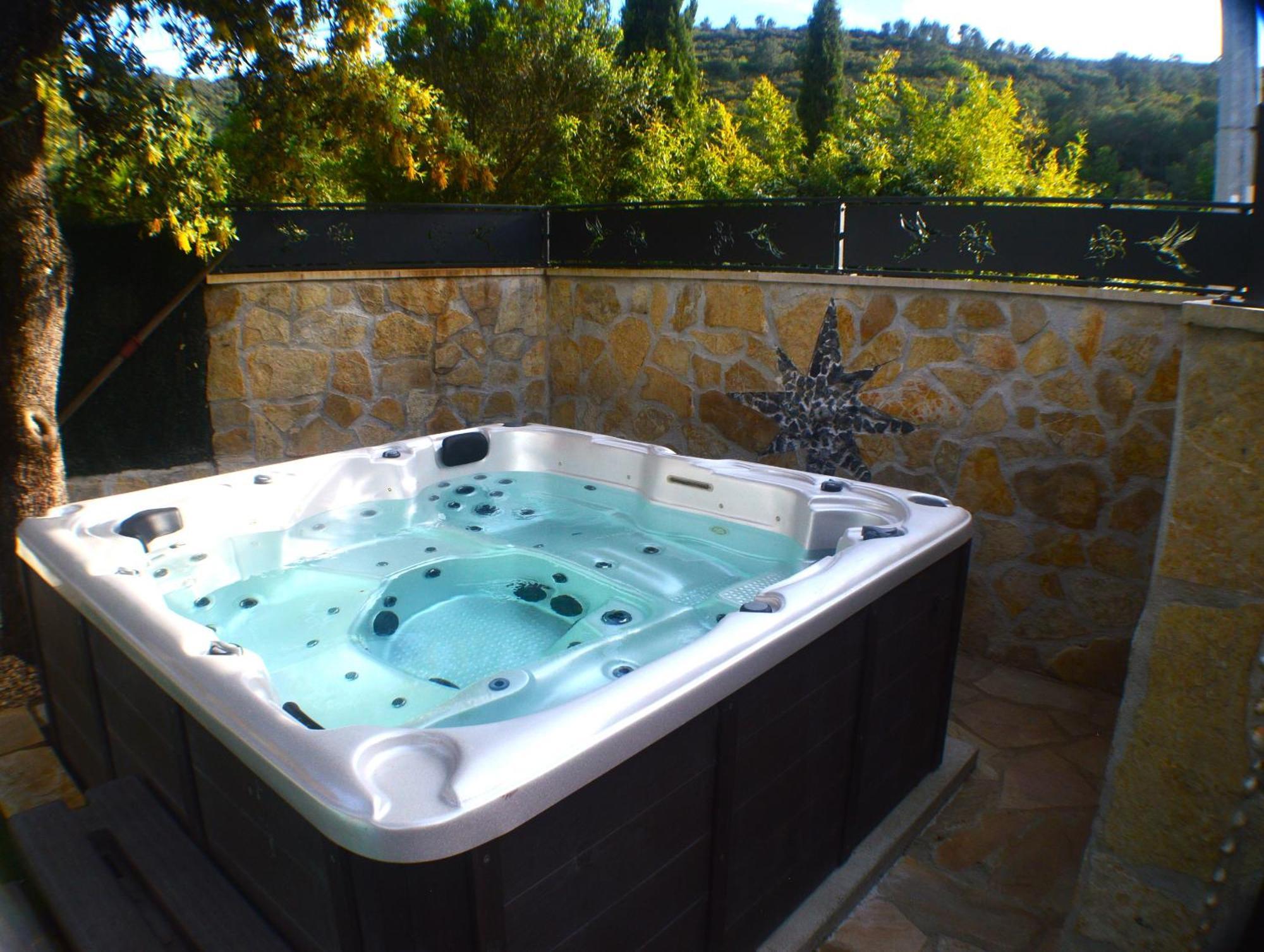 La Rose Des Vents & Spa - Gite Provence Néoules Exteriör bild
